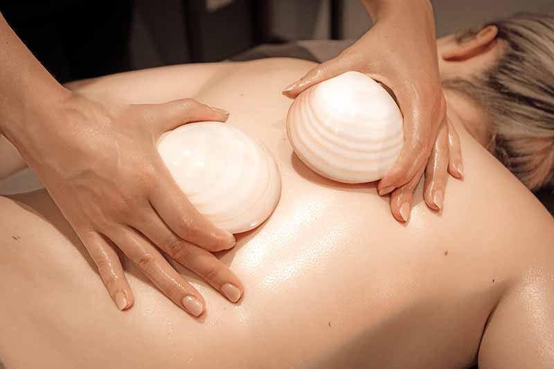 massage avec accessoires